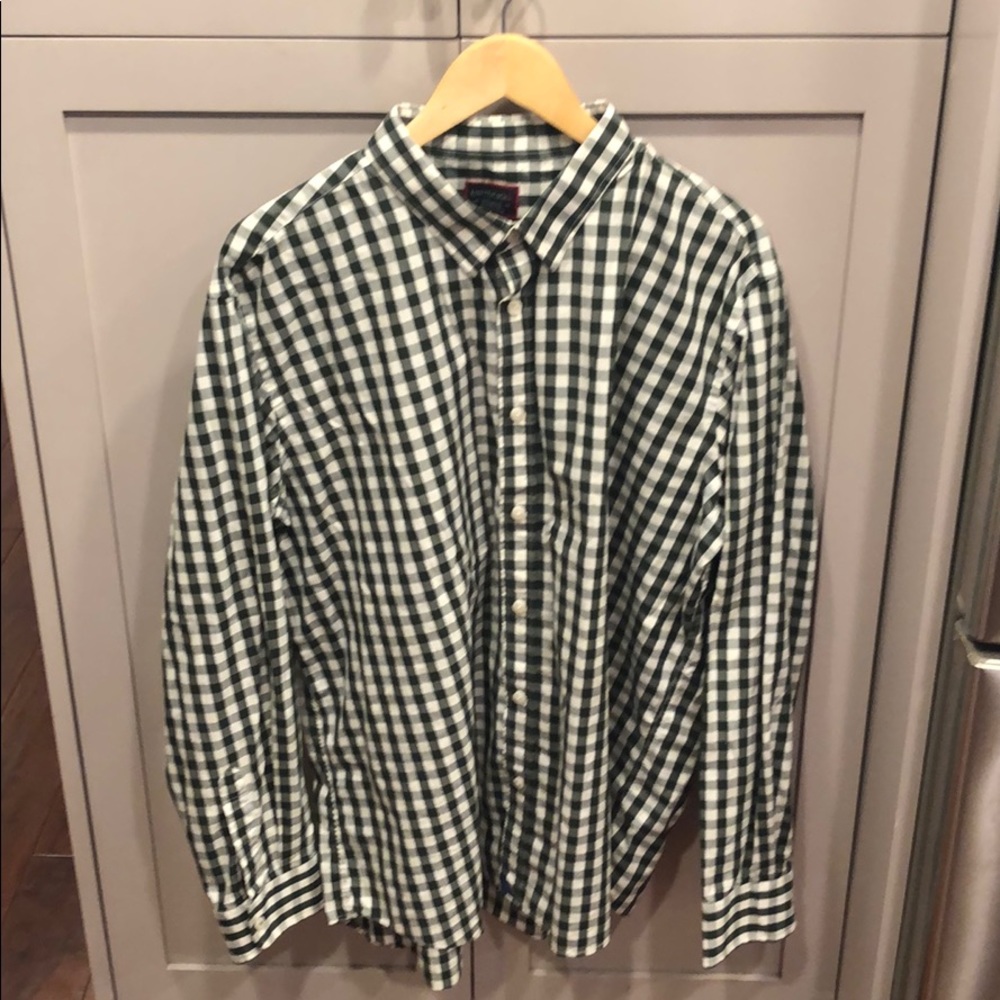 Untuckit Xxlarge green and white plaid